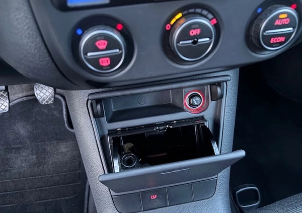 Volkswagen Golf Plus cena 15999 przebieg: 220000, rok produkcji 2005 z Kłobuck małe 781